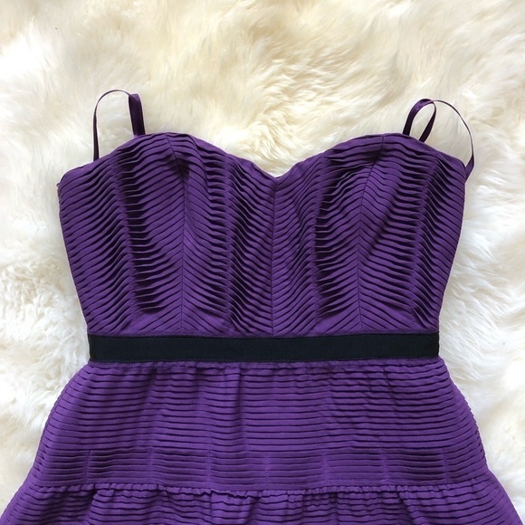BCBGMaxAzria Strapless Pleated Chiffon Dress 6 - Picture 4 of 7